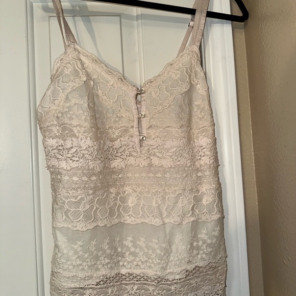 Abercrombie & Fitch: Floral Lace Camisole and Dress Set in White & Pinkish Cream - Picture 2 of 8